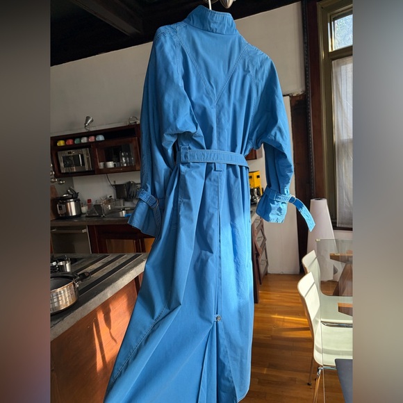 Gorgeous Vintage Pauline Trigere Trench Coat - Picture 5 of 11